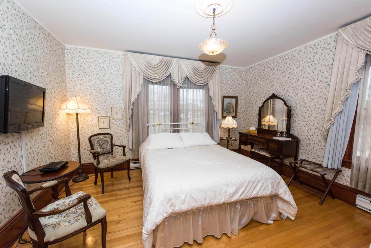 Le Griffon Bed & Breakfast Shediac